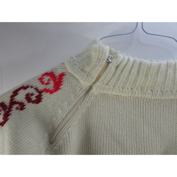 Full Fashioned Imports Sweater 100% Acrylic Size Medium 23x25 - Picture 6 of 8
